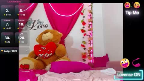 Snapshot of natashakissess chatting on 24, 9, 2025 NatashaKissess online show from 24, 9, 2025