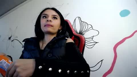 Snapshot of natashax_hot chatting on 19, 6, 2026 Natashax online show from 19, 6, 2026