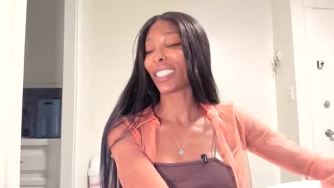 Natassia Dreams online show from 10, 2, 2026