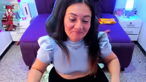Snapshot of nathalia_rodriguezz chatting on 10, 3, 2025 N A T H A L I A online show from 10, 3, 2025
