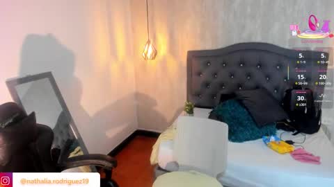 Snapshot of nathalia_rodriguezz chatting on 13, 10, 2025 N A T H A L I A online show from 13, 10, 2025
