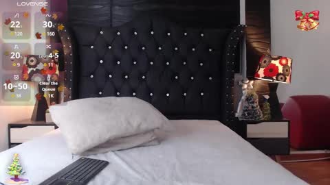 Snapshot of nathaliaz_ chatting on 11, 12, 2024 nathaliaz online show from 11, 12, 2024