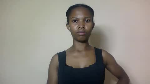 Snapshot of nathalie004 chatting on 4, 11, 2025 nathalie004 online show from 4, 11, 2025