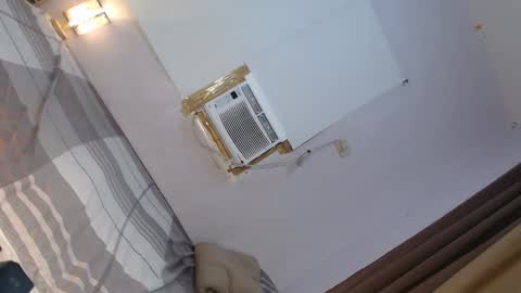 Queen Marga online show from 10, 2, 2025