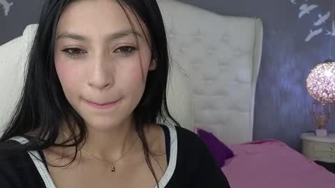 Snapshot of nathaly_blue chatting on 16, 1, 2025 nathaly_blue online show from 16, 1, 2025