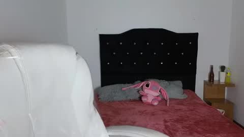 Snapshot of nathaly_blue chatting on 27, 2, 2025 nathaly_blue online show from 27, 2, 2025