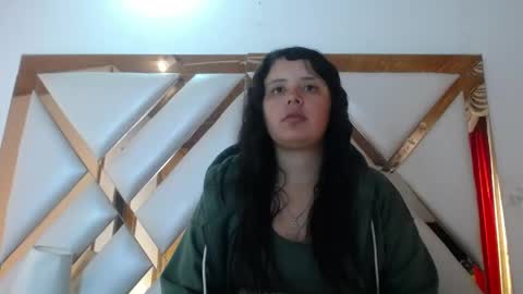 Snapshot of nathaly_low chatting on 11, 5, 2026 nathaly low online show from 11, 5, 2026