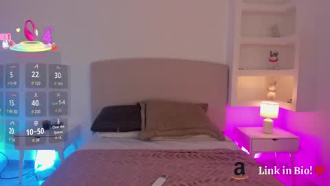 Snapshot of nathalyn05 chatting on 2, 10, 2025 NATHALY online show from 2, 10, 2025