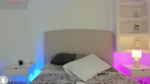 Snapshot of nathalyn05 chatting on 22, 10, 2025 NATHALY online show from 22, 10, 2025