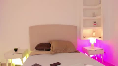 Snapshot of nathalyn05 chatting on 19, 11, 2025 NATHALY online show from 19, 11, 2025