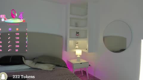 Snapshot of nathalyn05 chatting on 5, 12, 2025 NATHALY online show from 5, 12, 2025