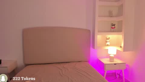 NATHALY  online show from 5, 1, 2026