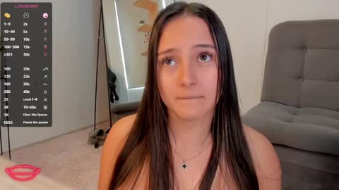 Snapshot of nathalyxx_ chatting on 18, 12, 2024 nathalyxx_ online show from 18, 12, 2024