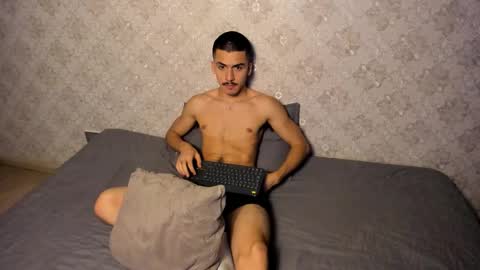 Snapshot of nathan_baker__ chatting on 30, 11, 2025 nathan_baker__ online show from 30, 11, 2025