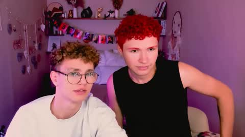 Snapshot of nathan_curl chatting on 28, 10, 2025 Nathan online show from 28, 10, 2025