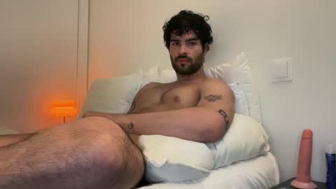 Nathaniel online show from 31, 5, 2026