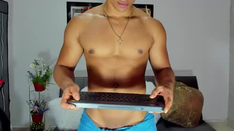 Snapshot of nathan_sexy247 chatting on 20, 9, 2025 Nathan online show from 20, 9, 2025