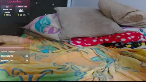 Snapshot of nathasha_miller2 chatting on 18, 10, 2025 nathasha online show from 18, 10, 2025