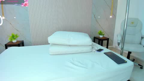 nathassa online show from 3, 2, 2025