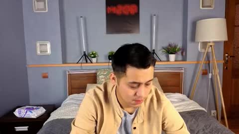 Dirk Diggler online show from 13, 3, 2026