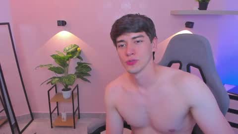 Nathaniel online show from 15, 4, 2026