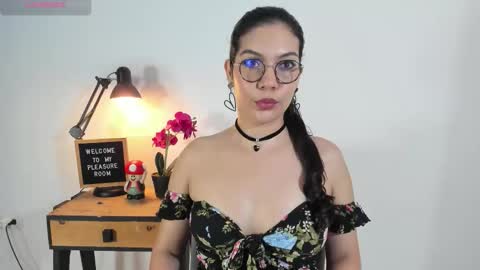 Natty Trainor online show from 12, 2, 2026