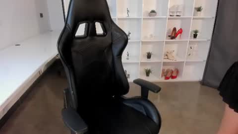 Snapshot of natural_bigboobs chatting on 8, 7, 2026 Jazmin Bigboobs online show from 8, 7, 2026