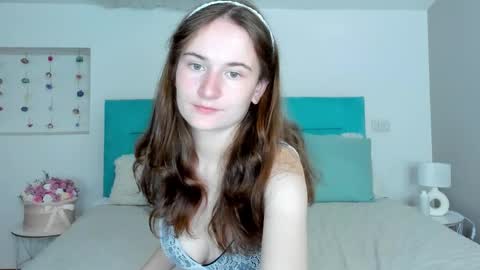 Snapshot of natural_meri_ chatting on 20, 9, 2025 Meri online show from 20, 9, 2025