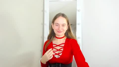 Snapshot of natural_meri_ chatting on 9, 10, 2025 Meri online show from 9, 10, 2025