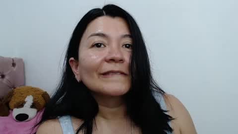 Snapshot of naturally_mature chatting on 2, 2, 2025 Sammy online show from 2, 2, 2025