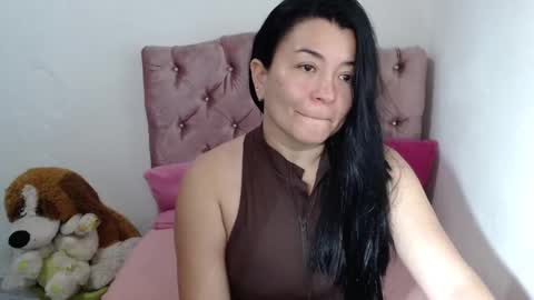 Snapshot of naturally_mature chatting on 2, 12, 2025 Sammy online show from 2, 12, 2025