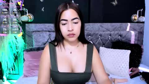 Snapshot of naty_07 chatting on 3, 10, 2025 Natalia online show from 3, 10, 2025