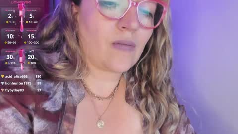 Snapshot of naty__mature_ chatting on 1, 2, 2025 Nataly online show from 1, 2, 2025