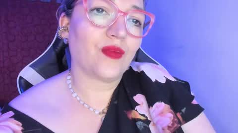 Snapshot of naty__mature_ chatting on 10, 9, 2025 Nataly online show from 10, 9, 2025