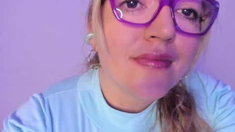 Snapshot of naty__mature_ chatting on 6, 10, 2025 Nataly online show from 6, 10, 2025