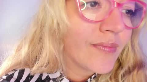 Snapshot of naty__mature_ chatting on 27, 11, 2025 Nataly online show from 27, 11, 2025