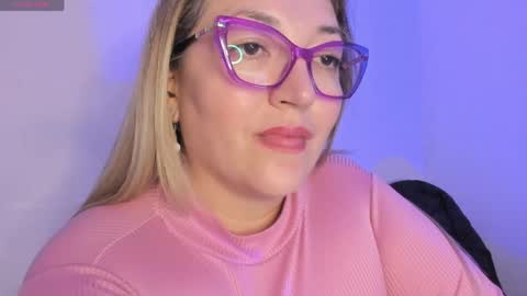 Snapshot of naty__mature_ chatting on 8, 6, 2026 Nataly online show from 8, 6, 2026