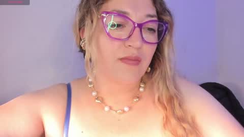 Snapshot of naty__mature_ chatting on 10, 6, 2026 Nataly online show from 10, 6, 2026