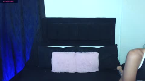 naty_cami_ online show from 27, 1, 2025