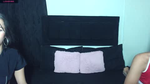 naty_cami_ online show from 1, 2, 2025