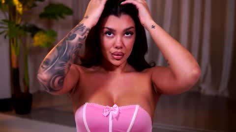 Snapshot of natydesiree chatting on 30, 5, 2026 Naty online show from 30, 5, 2026