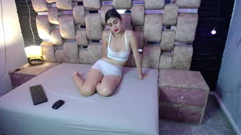 Naty y Alex online show from 24, 9, 2025