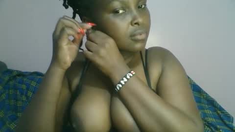 naughti_garlie online show from 30, 10, 2025