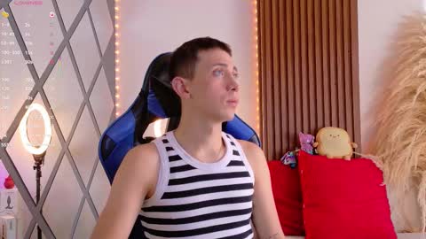 Christopher  Chris online show from 16, 9, 2025