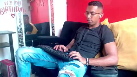Snapshot of naughty_ares chatting on 12, 9, 2025 naughty_ares online show from 12, 9, 2025