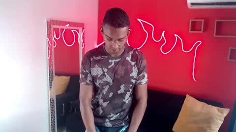 Snapshot of naughty_ares chatting on 16, 9, 2025 naughty_ares online show from 16, 9, 2025