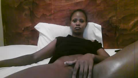 Snapshot of naughty_babe000 chatting on 22, 7, 2026 alisha online show from 22, 7, 2026