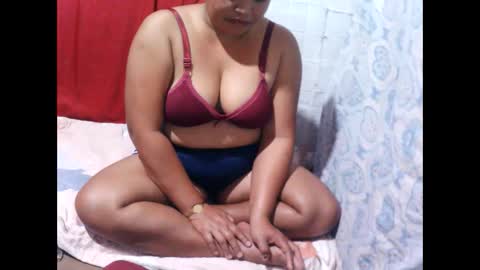 Snapshot of naughty_baby25 chatting on 19, 3, 2026 Hannah online show from 19, 3, 2026