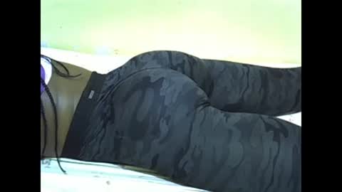 Snapshot of naughty_baddie5 chatting on 23, 2, 2025 candy online show from 23, 2, 2025