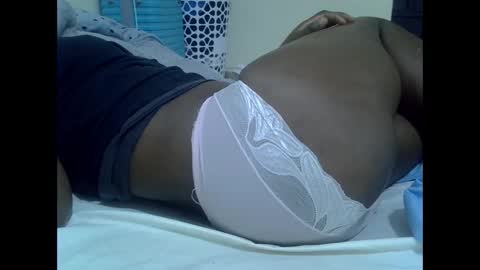 Snapshot of naughty_baddie5 chatting on 20, 11, 2025 candy online show from 20, 11, 2025